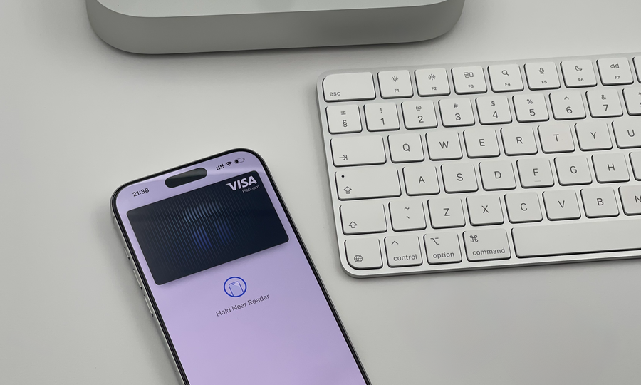 Your Tangem Card: enjoy generous fee structure and Apple Pay.